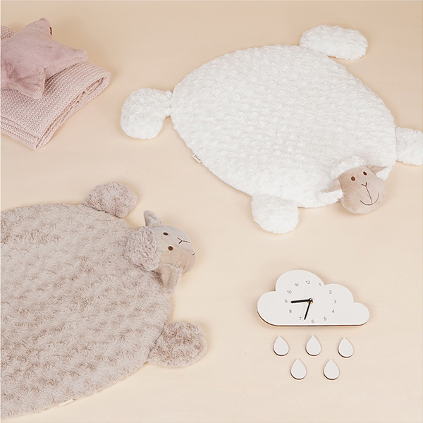 Lambkin pet mat-white