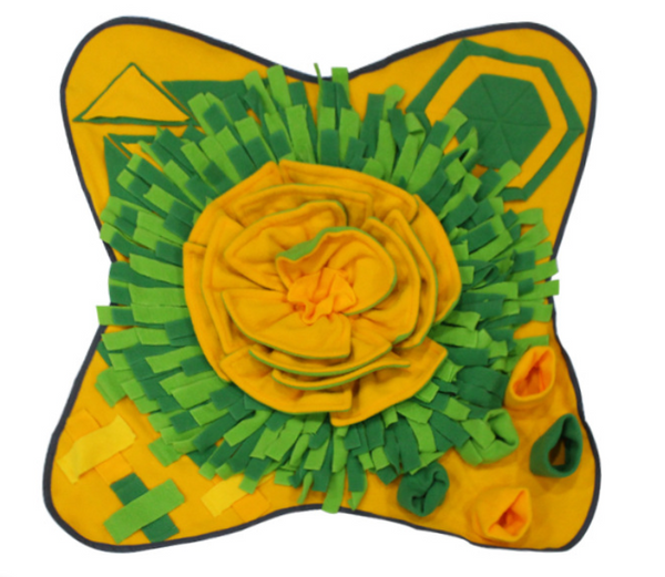 Pet snuffling mat,slow feeding,stress release mat -green
