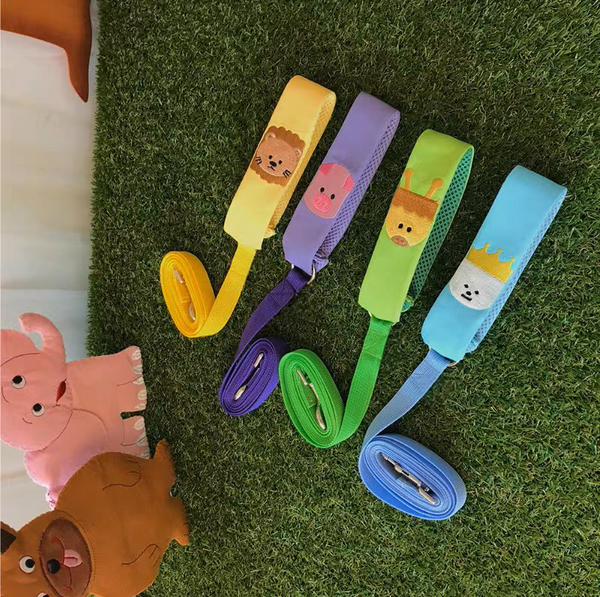 Yellow Lion Leash & Harness